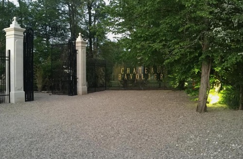 Saint-Christoly-de-Blaye Bed & Breakfast | Chateau Bavolier