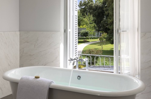 Tours Hotel | Château Belmont Tours by The Crest Collection