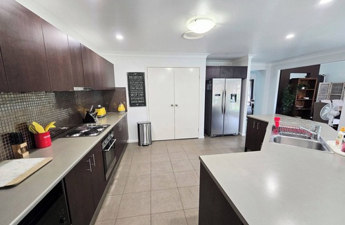 Redland Bay House | Chateau - by the bay - Medium Term