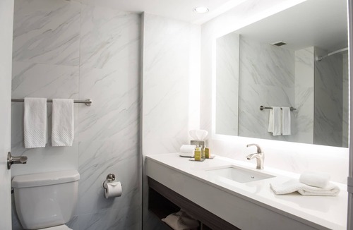 Aylmer Hotel | Chateau Cartier Hotel & Resort, an Ascend Collection Resort