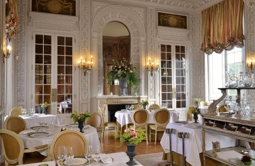 Maulevrier Hotel | Chateau Colbert