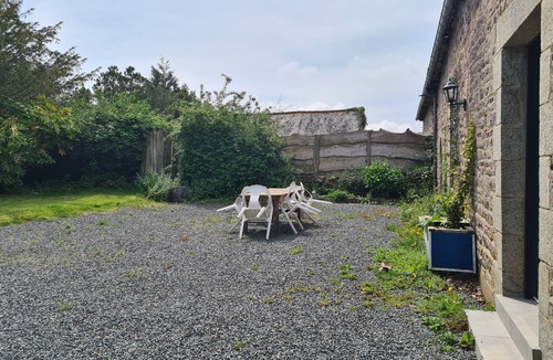 Yvias House | Chateau/Country House