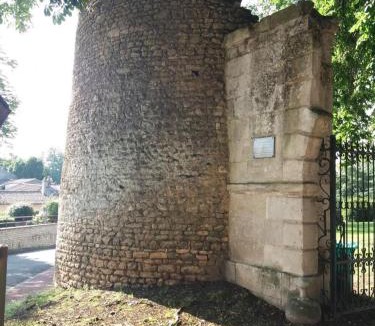 Ayron House | Chateau d'ayron