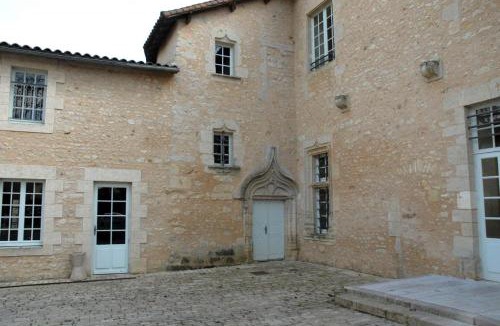 Ayron House | Chateau d'ayron