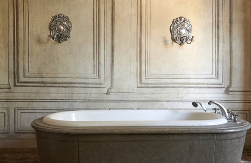 Beaujolais Pierres Dorees Hotel | Chateau de BAGNOLS