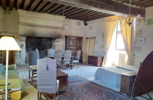 Chemery Bed & Breakfast | Chateau de Chémery