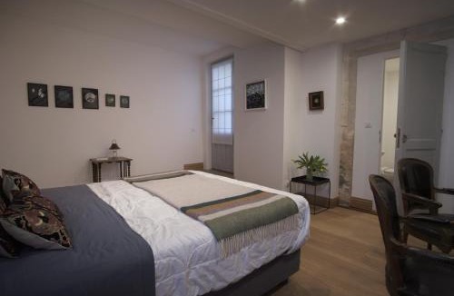 Champdolent Hotel | Chateau De Champdolent