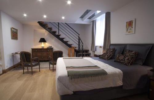 Champdolent Hotel | Chateau De Champdolent