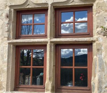 Varennes-sous-Dun Bed & Breakfast | Chateau de GRANDVAUX