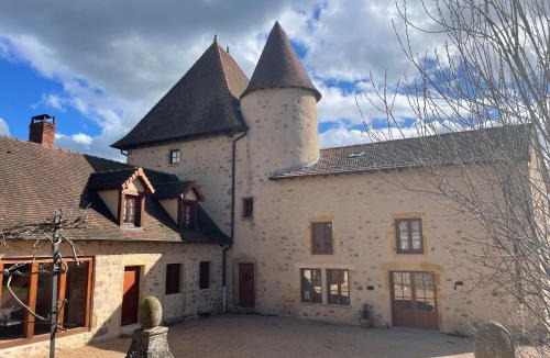 Varennes-sous-Dun Bed & Breakfast | Chateau de GRANDVAUX