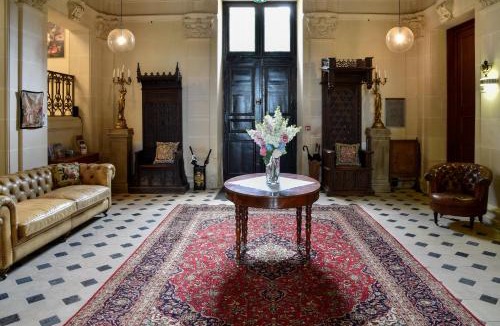 Vernantes Apartment | Chateau De Jalesnes