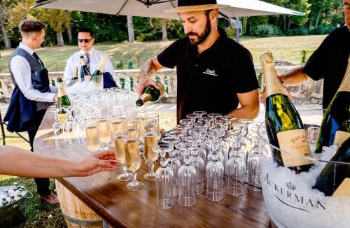 Vernantes Apartment | Chateau De Jalesnes