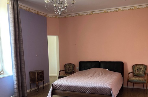 Salles-en-Toulon Other | Chateau de la Brillere