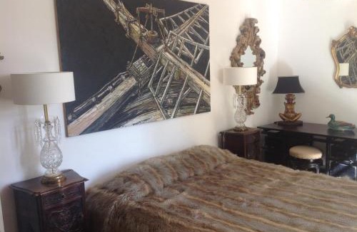 Loge-Fougereuse Bed & Breakfast | Chateau De La Goujonnerie