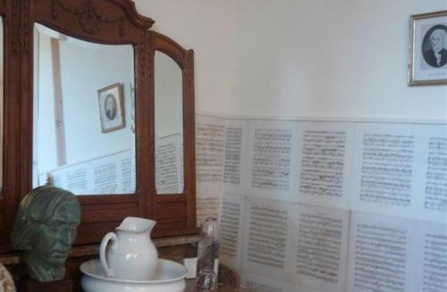 Andreze Bed & Breakfast | Chateau De La Moriniere