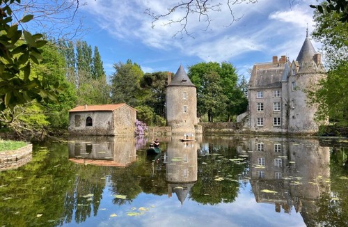 Saint-Hilaire-de-Loulay House | Chateau de la Preuille Gites