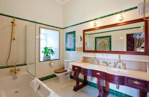 Challans Hotel | Chateau de la Verie