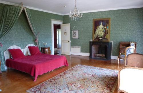 Troo Bed & Breakfast | Chateau de la Voute