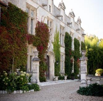 Magnac-sur-Touvre House | Chateau de Maumont