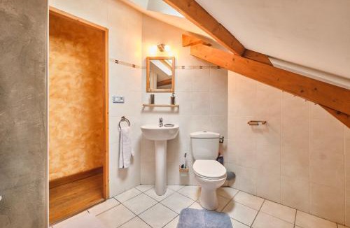 Arbin House | Chateau De Merande