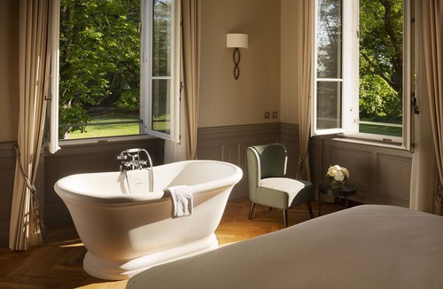 Sabran Hotel | Chateau De Montcaud