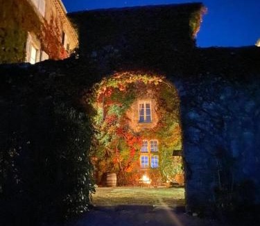 Lautrec Bed & Breakfast | Chateau de Montcuquet