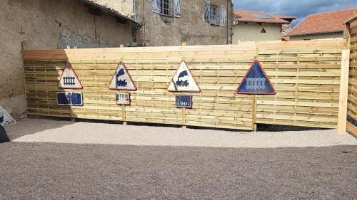 Marsac-en-Livradois House | Chateau de Riols