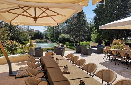 Rilly-la-Montagne Hotel | Chateau De Rilly - Les Collectionneurs