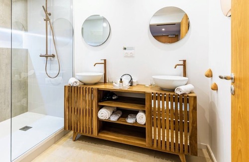 Cahuzac-sur-Vere Hotel | Chateau de Salettes