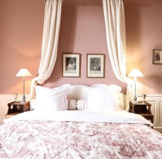 Poil Bed & Breakfast | Chateau de Villette
