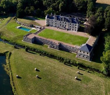 Saint-Regle Hotel | Chateau des Arpentis