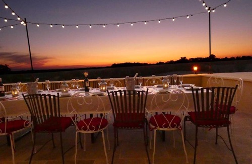 Serignac-Peboudou Bed & Breakfast | Chateau des Mautors