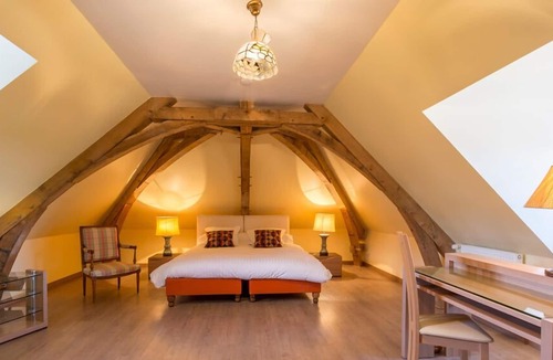 Pouzauges Other | Chateau Des Poetes Pavilion