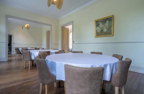 Cappelle-en-Pevele Villa | Chateau du Béron