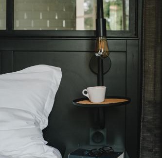 Chasseneuil-du-Poitou Hotel | Chateau du Clos de la Ribaudiere - Teritoria