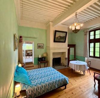 Drumettaz-Clarafond House | Chateau du Donjon