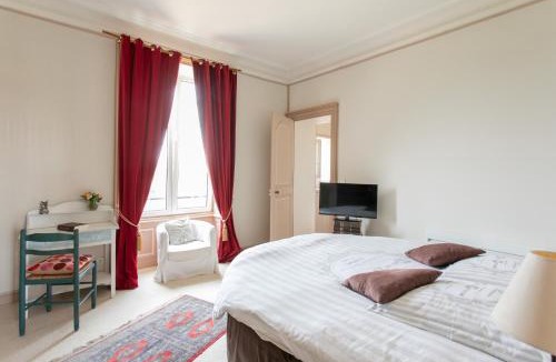 Saint-Mars-du-Desert Bed & Breakfast | CHATEAU du PERRAY