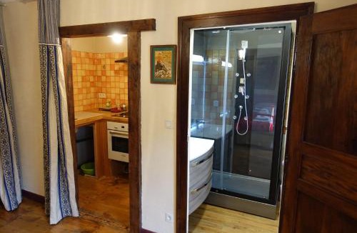 Montmaur Bed & Breakfast | Chateau du Terrail