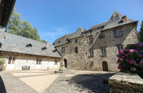 Beyssac House | Chateau Eyparsac