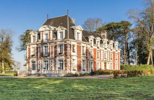 Saint-Germain-la-Campagne Bed & Breakfast | Chateau le grand bus