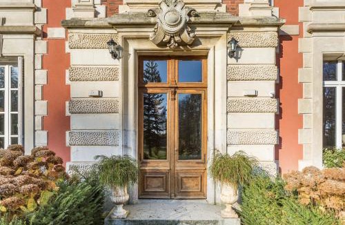 Saint-Germain-la-Campagne Bed & Breakfast | Chateau le grand bus