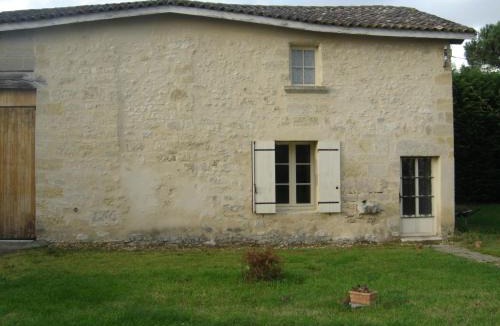 Saint-Medard-de-Guizieres Bed & Breakfast | Chateau Laborde Marjolaine