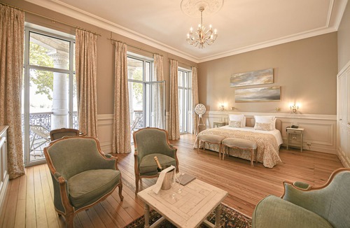 Blanquefort Hotel | Chateau Grattequina