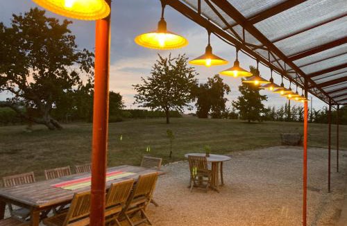 Blasimon Bed & Breakfast | Chateau Haut Cazevert