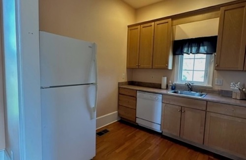 Ashland Apartment | Chateau Herbe ~ Oberon Suite w/Kitchen