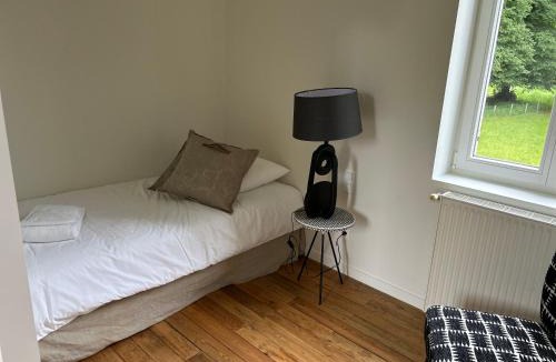 Saint-Denis-le-Thiboult Hotel | Chateau-Hotel De Belmesnil