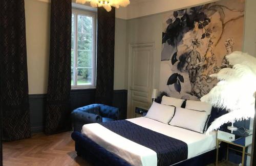 Saint-Herblon House | Chateau L' Escale