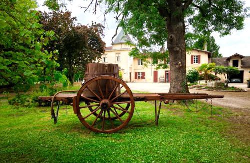 Bayon-sur-Gironde Bed & Breakfast | Chateau La Croix De Millorit
