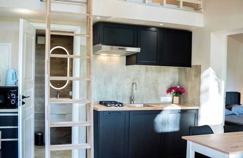 Les Pradeaux Hotel | Chateau La Grange fort