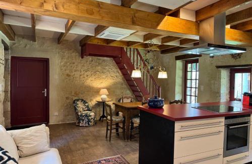 Lisle Bed & Breakfast | Chateau La Rochette